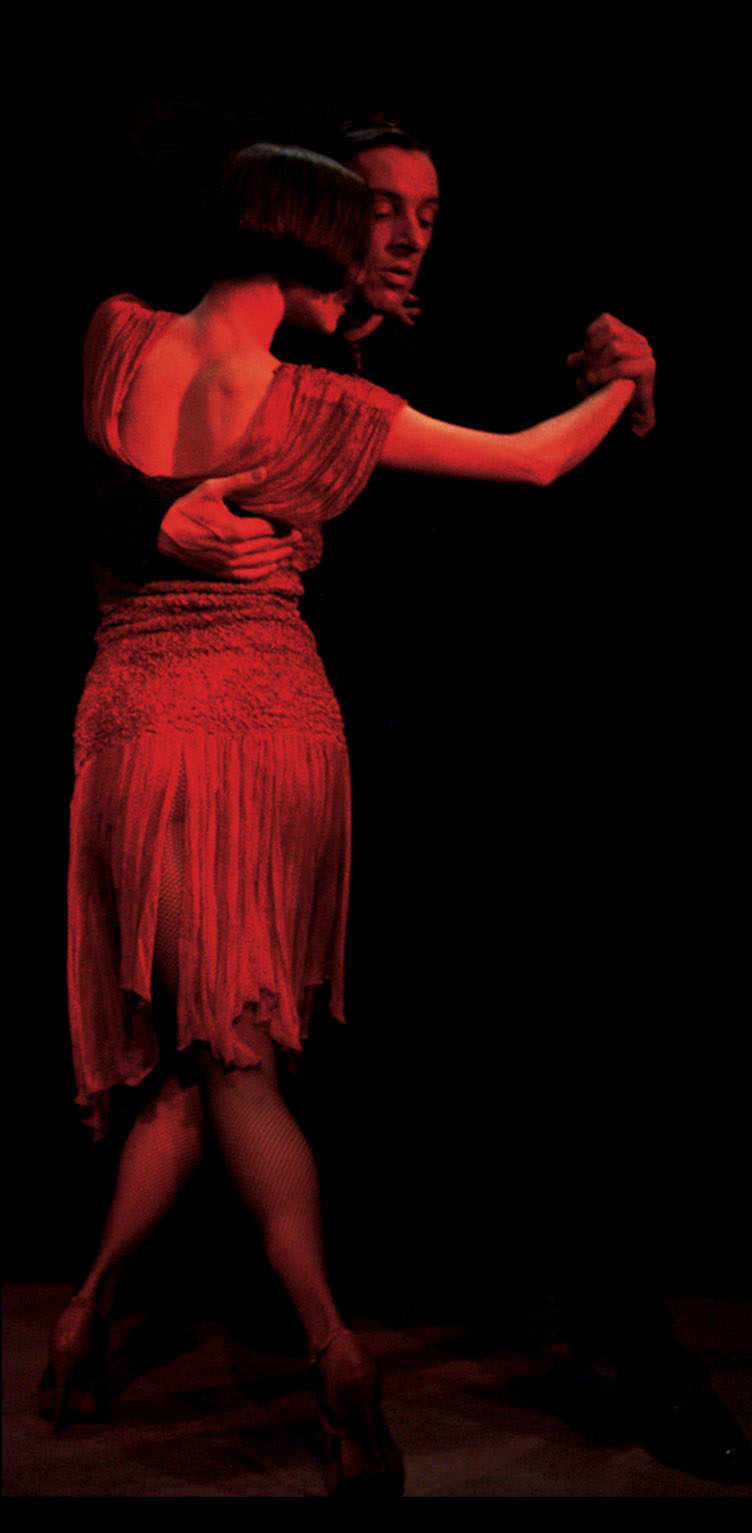Tango (2)